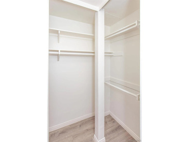 Step into this refreshed, sunlit 2-bedroom, 2-bath condo in the - photo 19