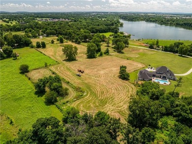 Rare opportunity in Elm Springs-1.11 scenic acres with open - photo 2