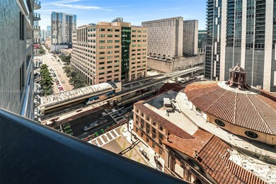 Newly delivered 1BR/1BA corner residence at 501 Residences