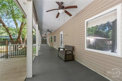 Welcome to this beautiful Savannah property offering privacy - photo 3