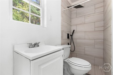 Welcome to this beautiful Savannah property offering privacy - photo 8