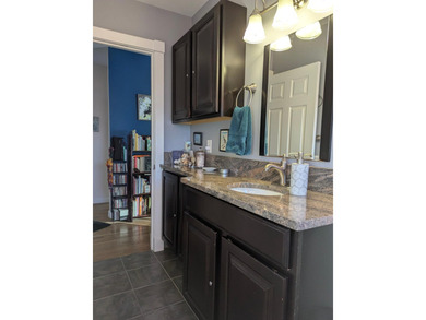 Bright and airy 3 bedroom home in desirable Ellsworth. Close to - photo 9