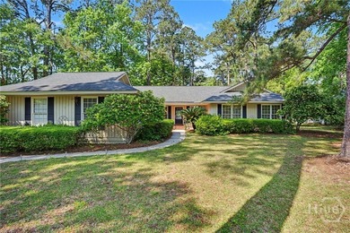 Lovely 3-bedroom, 2.5 bath home on very private lot with lagoon - photo 1