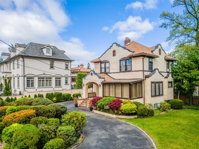 East River Home Sale Pending in Beechhurst New York