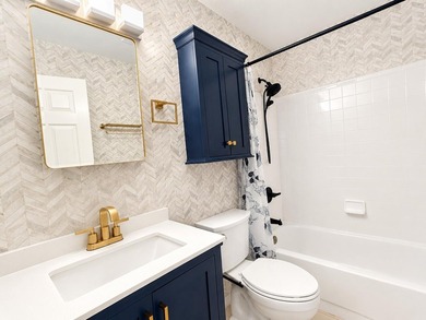 Welcome to your dream home in the heart of Destin, where comfort - photo 12