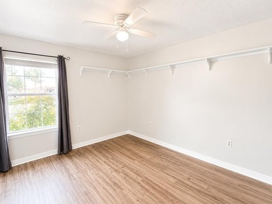 Welcome to your dream home in the heart of Destin, where comfort - photo 13
