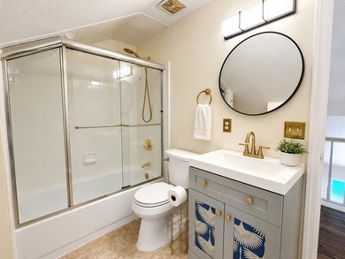 Welcome to your dream home in the heart of Destin, where comfort - photo 23