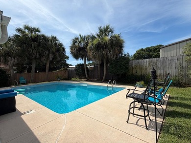 Welcome to your dream home in the heart of Destin, where comfort - photo 30