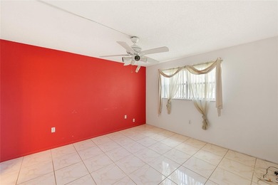 Spacious and bright second-floor, two-bedroom, two-bath condo in - photo 10