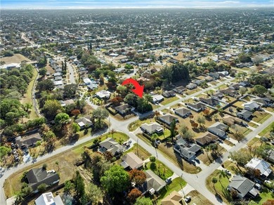 Opportunity meets convenience in this desirable neighborhood in - photo 1