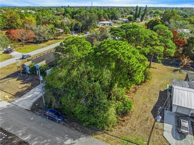 Opportunity meets convenience in this desirable neighborhood in - photo 6