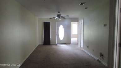 3/2 single story townhome in North Biloxi. No flood, also - photo 8