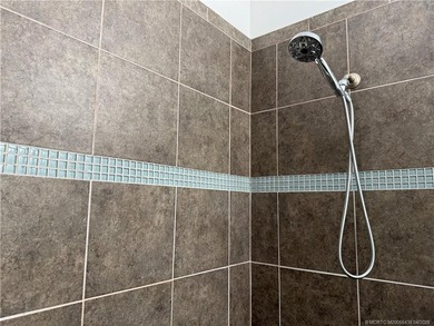 Beautiful 2BR + Den in the Highly Sought-After 55+ Community of - photo 20