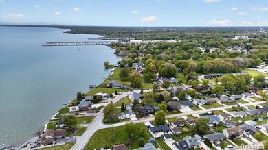 NOW OFFERING LAND CONTRACT TERMS! Stunning new construction - photo 1
