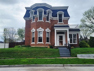 Welcome to 108 N 4th St Bellevue, a second empire style - photo 1