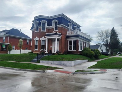 Welcome to 108 N 4th St Bellevue, a second empire style - photo 7