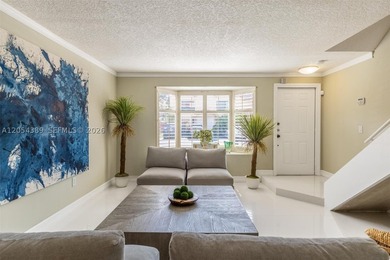 Charming 2-story townhouse located in the highly desirable - photo 8