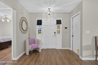 Water Front Resort Welcome to this 3-bedroom, 2-bathroom, 1 - photo 5