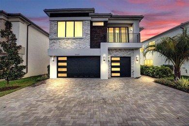 Honolulu model home where modern design meets everyday comfort - photo 1