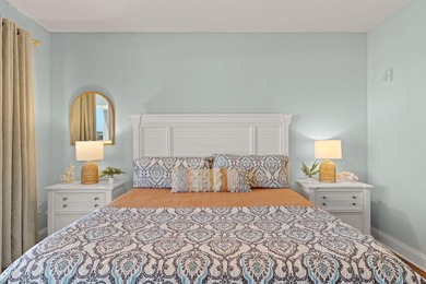 Welcome to this well-kept, updated Laketown Wharf residence - photo 18