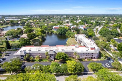 Lake Condo For Sale in Coral Springs, Florida