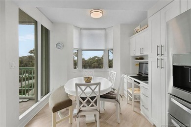 This stunning Oceanfront 3-bedroom, 2.5-bath end unit condo - photo 21