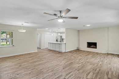 Welcome home to this stunning, fully remodeled residence that - photo 4