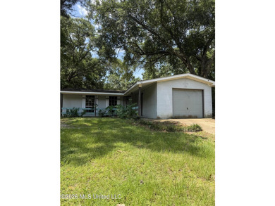 Why rent when you can own this charming 3-bedroom, 1-bath home - photo 1
