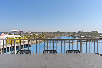 Welcome to this well-kept, updated Laketown Wharf residence - photo 33