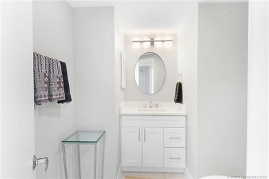 This stunning Oceanfront 3-bedroom, 2.5-bath end unit condo - photo 33