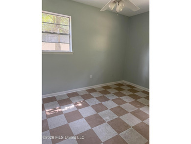 Why rent when you can own this charming 3-bedroom, 1-bath home - photo 8