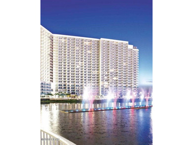 Welcome to this well-kept, updated Laketown Wharf residence - photo 43