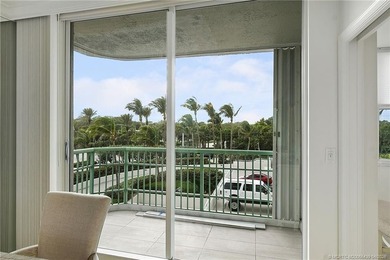 This stunning Oceanfront 3-bedroom, 2.5-bath end unit condo - photo 47