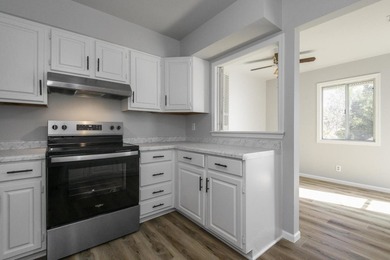 VA and FHA Approved!!! Rentals Allowed! Charming upper 2 bedroom - photo 9