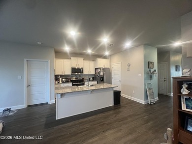 Just listed, Move in ready home in 'The Highlands' Why buy new - photo 9