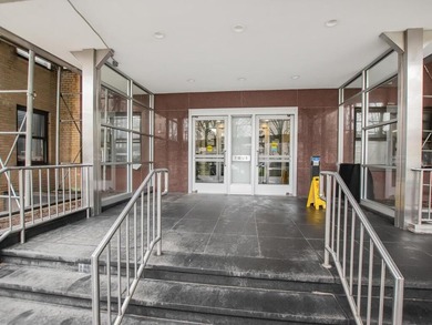 Welcome to 4 Fordham Hill Oval #8D. Offering spectacular views - photo 11