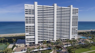 DIRECT OCEANFRONT 3 BEDROOM AT OCEANS EDGE ON THE SAND IN BOCA