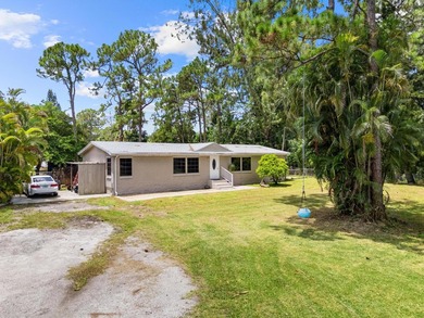 This beautifully remodeled 3-bedroom, 2-bathroom home offers - photo 5