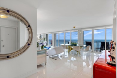 DIRECT OCEANFRONT 3 BEDROOM AT OCEANS EDGE ON THE SAND IN BOCA