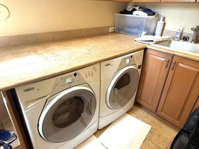 A TRUE * FISHERMAN'S PARADISE!* THIS SUPER UPDATED & COZY - photo 40