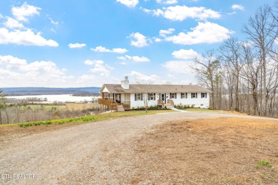 Watts Bar Lake Home For Sale in Kingston Tennessee
