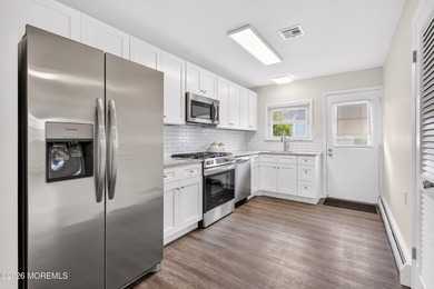 WELCOME to this NEWLY UPDATED 2-bedroom, 1-bath Sarasota Model - photo 14
