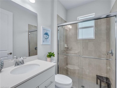 Experience luxury living in this exceptional BUNDLED GOLF - photo 16