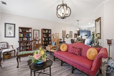Welcome to 31 Kingslan, a beautifully maintained 2-bedroom - photo 3