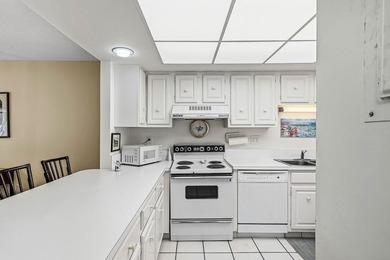 Opportunity awaits in this 1-bedroom, 1.5-bath townhome in the - photo 7