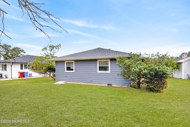 WELCOME to this NEWLY UPDATED 2-bedroom, 1-bath Sarasota Model - photo 28