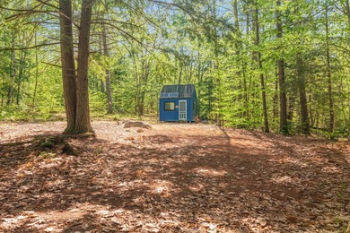 LOCATION, LOCATION, LOCATION!!! Tucked away in a peaceful - photo 1