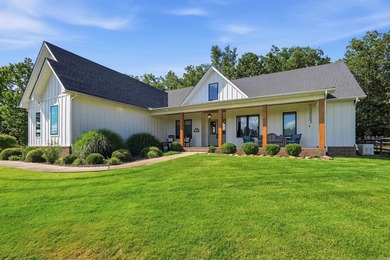 20 private acres. Custom modern farmhouse. Gated. NO HOA - photo 47