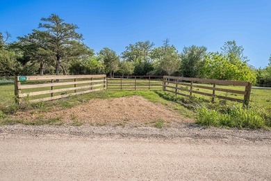Lake Acreage For Sale in Burton, Texas