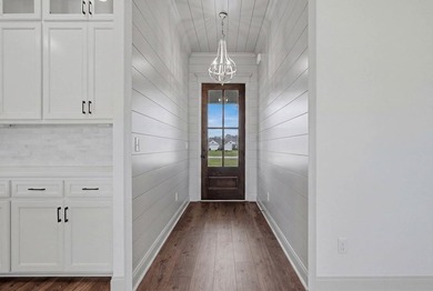 Experience elevated new construction in Pointers Ridge, South - photo 5